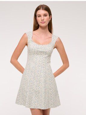 A&F Mila Cap Sleeve Mini Dress Abercrombie & Fitch - Medium Tall